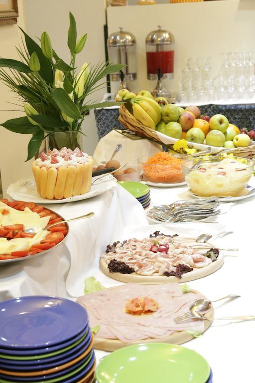 Hotel Nuovo Savi Montecatini Terme Ngoại thất bức ảnh