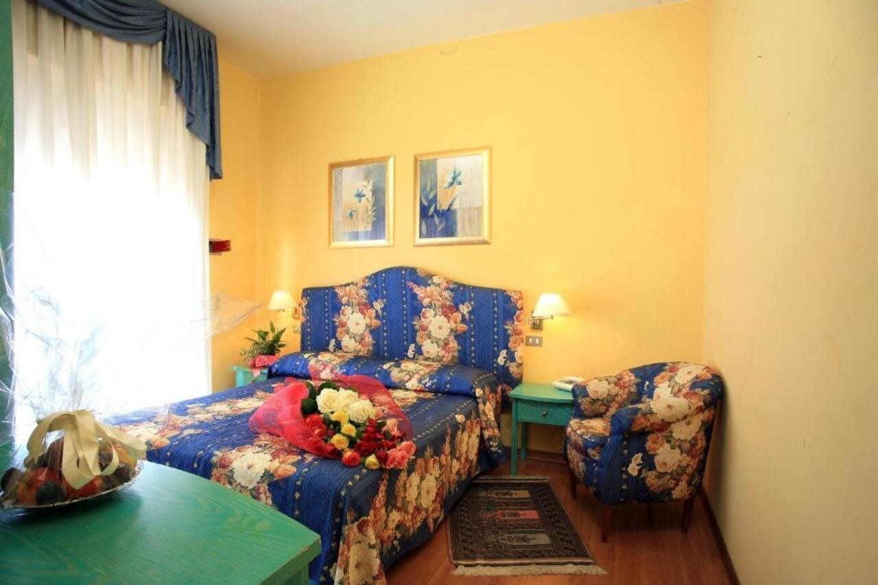 Hotel Nuovo Savi Montecatini Terme Ngoại thất bức ảnh